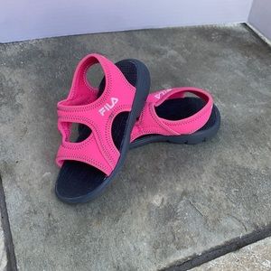 Fila Girl's Sandals Size 11